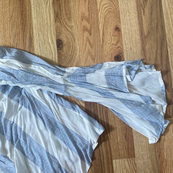 LF blue and white striped off shoulder long sleeve crop - Picture 3 of 4